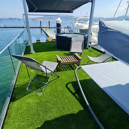Lady Sea Barco Apartamento Apartamento Baiona